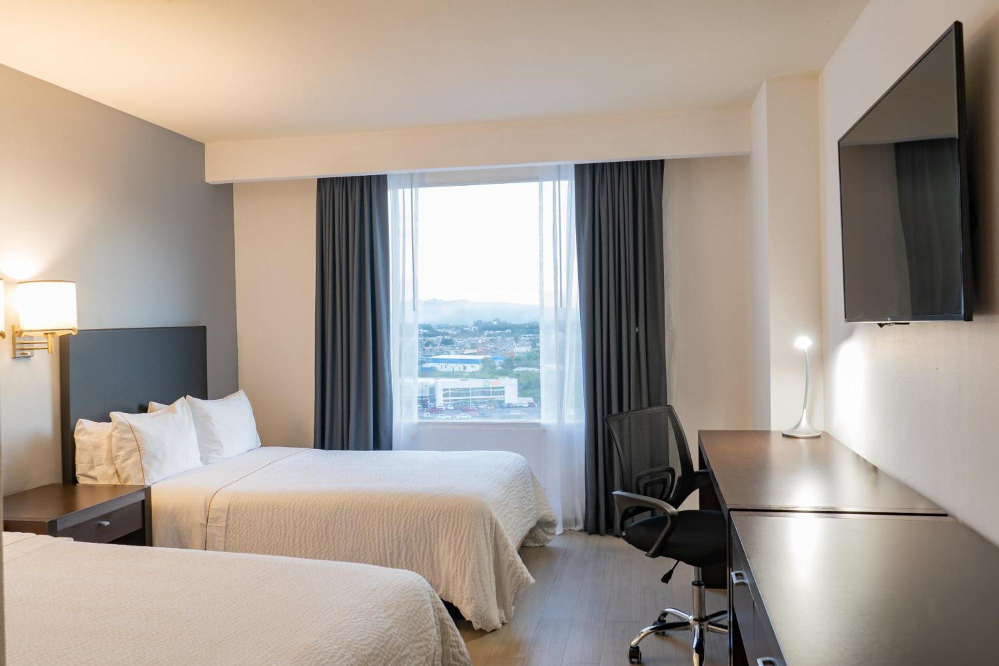 Fiesta Hotel 4*